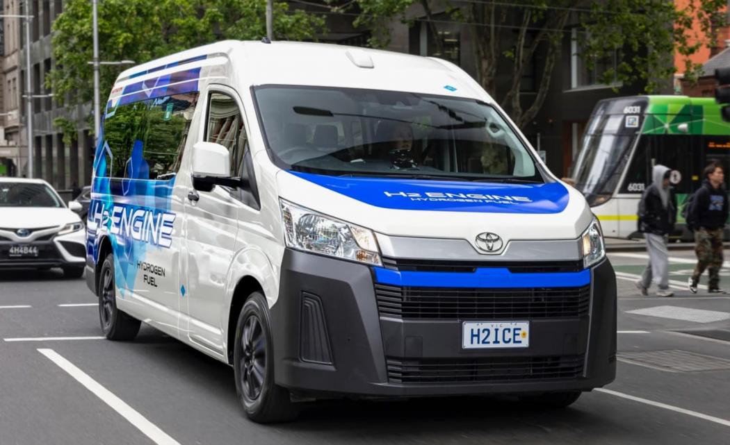 Mobil Travel Toyota Ini Pakai Mesin Hidrogen, Gendong Jantung SUV Lexus