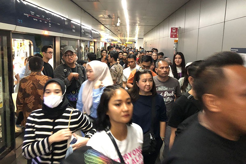 Jangan Lupa, Besok MRT Jakarta Beroperasi hingga Pukul 2 Pagi!