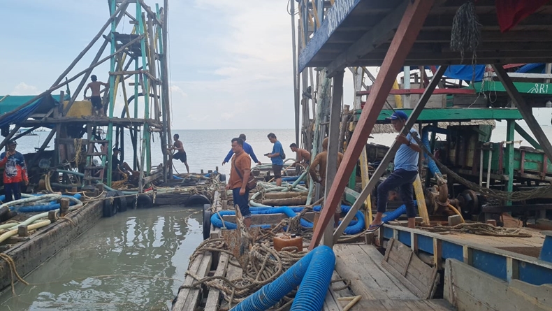 Polisi Tertibkan Tambang Ilegal di Perairan Belo Laut Mentok, 3 Unit PIP Diamankan
