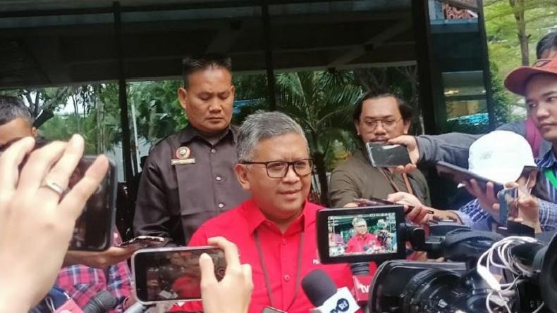 Hasto Sebut Nomor Urut 3 Ganjar-Mahfud bak Trisula Weda: Lambang Lurus, Benar dan Jujur