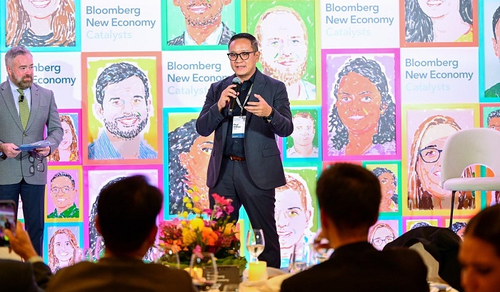Kepala Staf Pimpinan TPN Ganjar-Mahfud Regi Wahyu Dapat Bloomberg New Economy Catalyst 2023, Ini Sosoknya