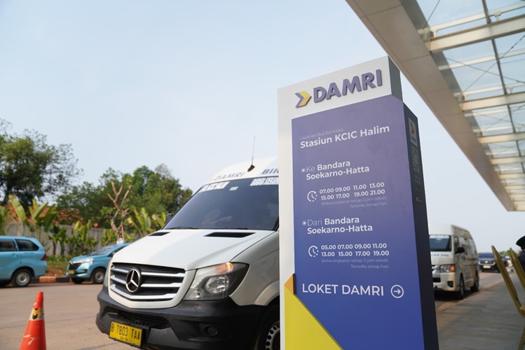 Damri Luncurkan Rute Stasiun Kereta Cepat Halim-Bandara Soekarno-Hatta, Segini Tarifnya