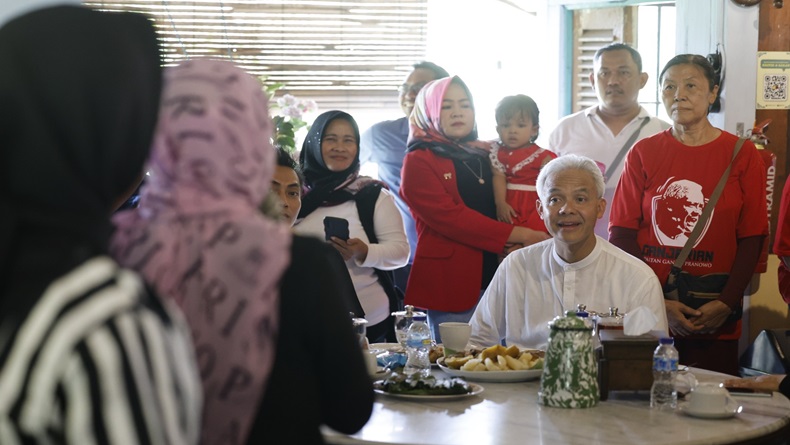 Ganjar Kunjungi Purwakarta, Warga Curhat Banyak Persoalan Bangsa 
