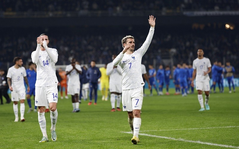 Antoine Griezmann Remehkan Spanyol: Mereka Bukan Tim Menakutkan!