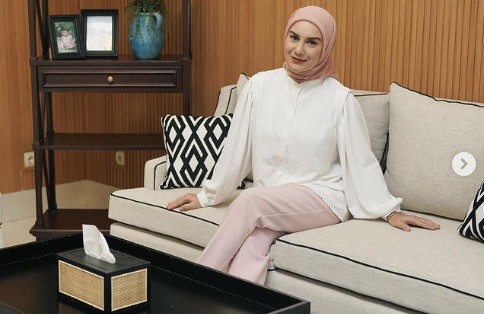 Gugat Cerai Ammar Zoni, Irish Bella Hapus Foto Suami hingga Tutup Kolom Komentar 