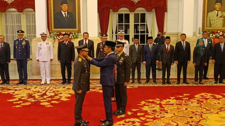Resmi, Presiden Jokowi Lantik Jenderal Agus Subiyanto Jadi Panglima TNI