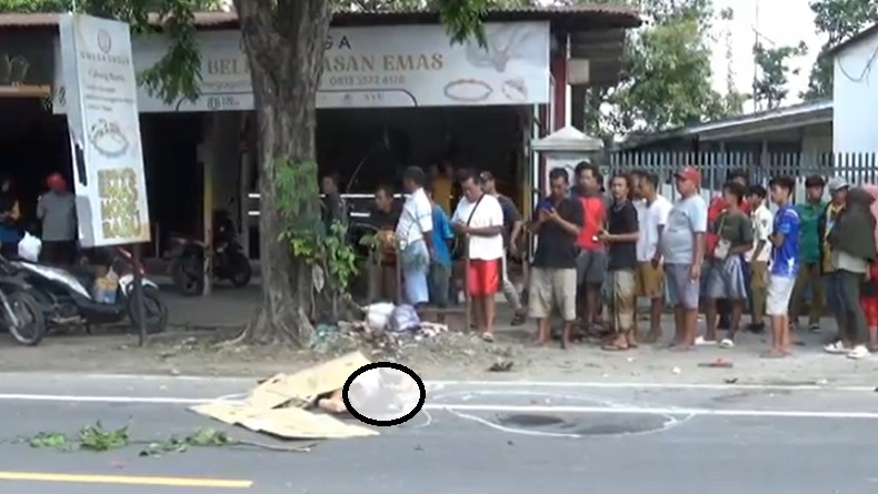 Kecelakaan Truk dan Motor di Jalan Raya Ngawi, 1 Orang Tewas