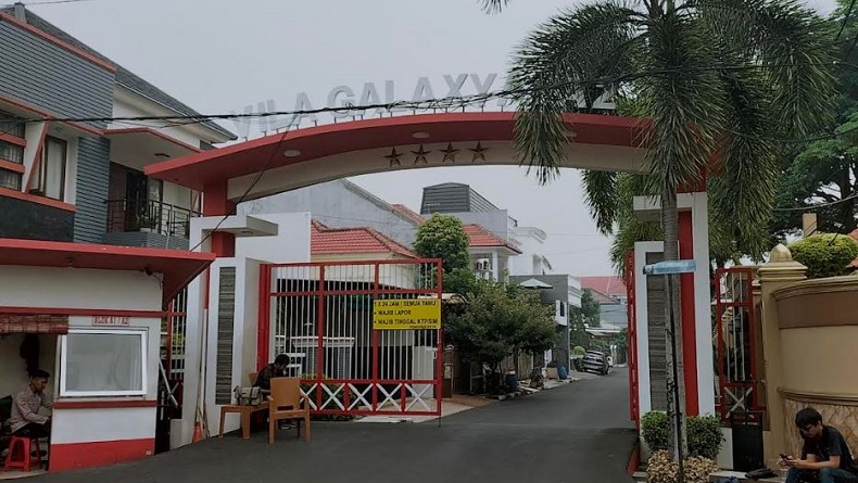 Usai Ketua KPK Firli Bahuri Jadi Tersangka, Suasana Rumah Pribadinya di Bekasi Sepi