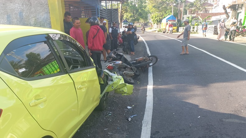 Kecelakaan di Garut, 4 Kendaraan Terlibat Tabrakan, 2 Orang Luka-luka