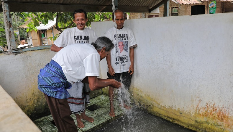 Relawan Gardu Ganjar Bantu Warga Kesulitan Air lewat Fasilitas Sumur Bor