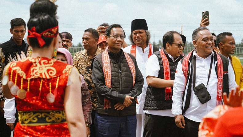 Terima Dukungan dari Masyarakat Tionghoa Kalbar, Mahfud Ajak Warga Jaga Kerukunan