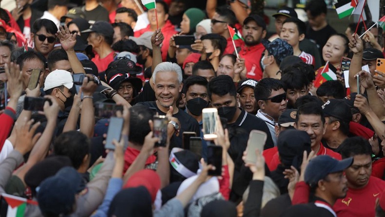 Antusiasme Warga Hadiri Jalan Sehat Ganjar di Makassar: Kami Semua Cinta Pak Ganjar