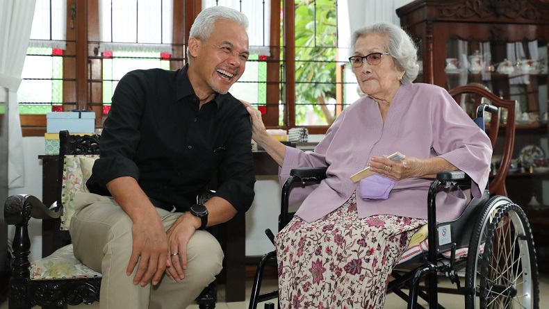 Kata Istri Jenderal Hoegeng soal Ganjar: Sederhana, Memikirkan Rakyat dan Ramah Sekali