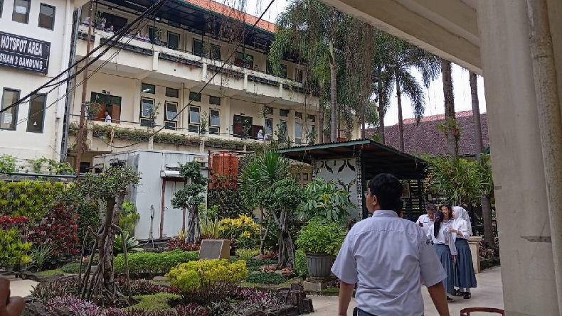 Heboh Siswi SMAN 3 Bandung Jatuh dari Lantai 3, Diduga Coba Bunuh Diri