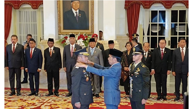 Presiden Jokowi Lantik Maruli Simanjuntak Jadi KSAD