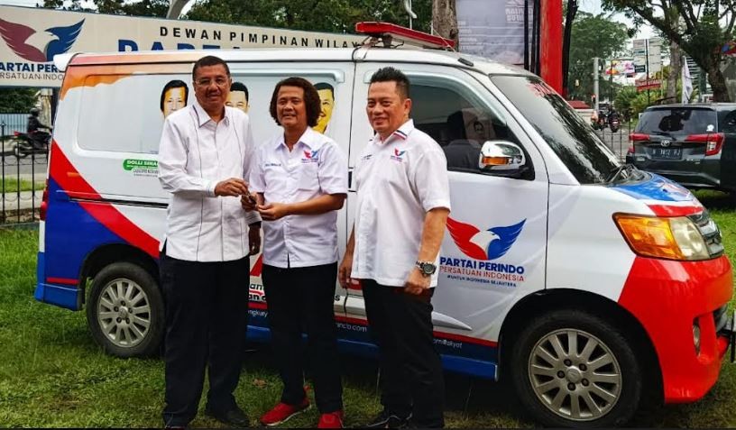 DPD Partai Perindo Medan Dapat Bantuan Ambulans dari DPW untuk Layani Masyarakat