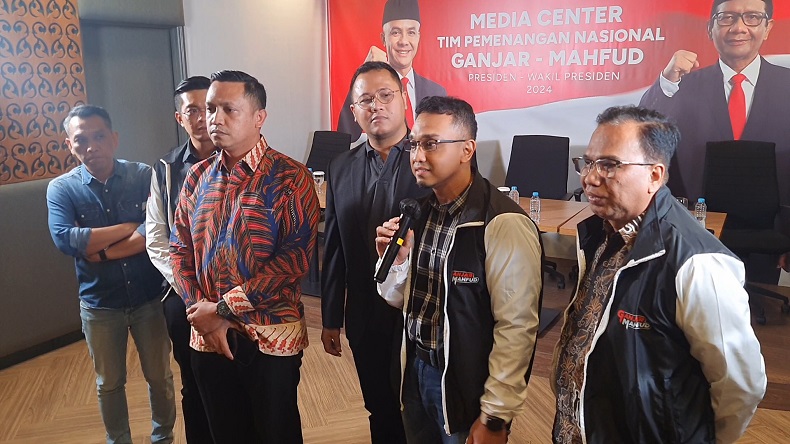 Aiman Witjaksono Heran Dilaporkan 6 Pihak ke Polisi di Hari yang Sama