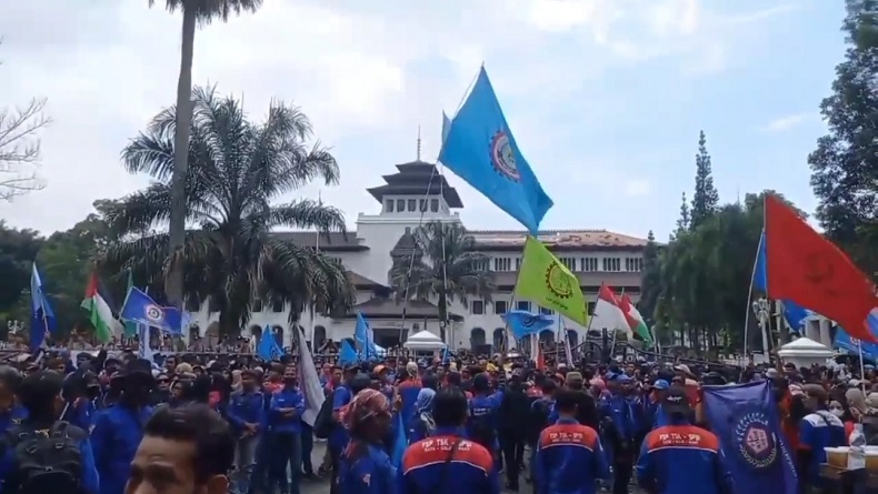 Besok Buruh se-Jawa Barat Bakal Geruduk Gedung Sate, Tuntut UMK 2024 Direvisi 