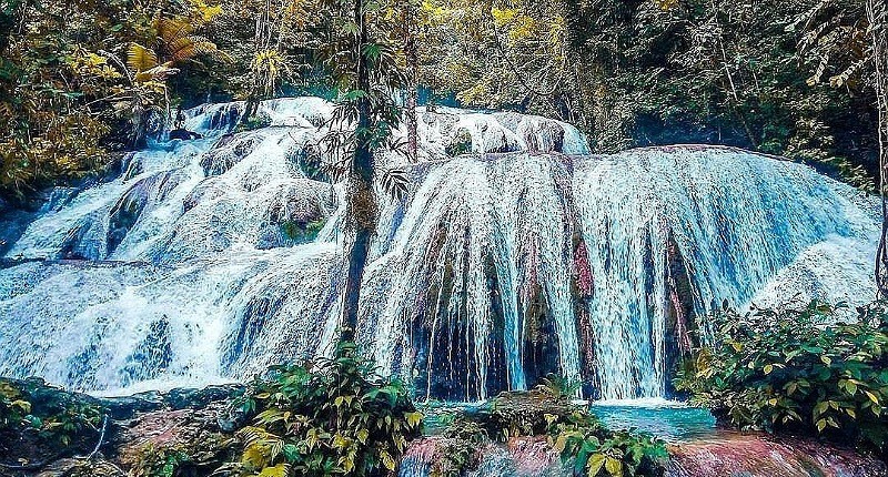 Kampung Unik di Sulawesi, di Desa Terpencilnya Punya Air Terjun Cantik 12 Undakan 