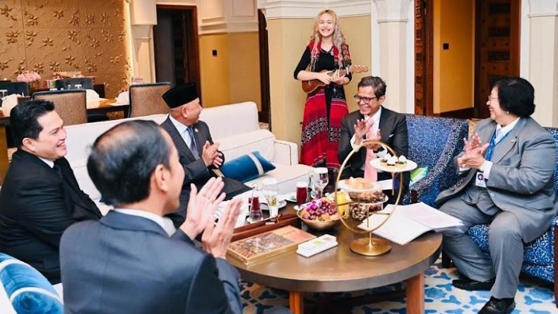 Cerita Celine Pelajar Keturunan RI di Dubai, Senang Bisa Main Ukulele di Depan Jokowi
