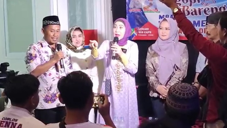 Momen Caleg Perindo Venna Melinda Ngopi Bareng Warga dan Generasi Milenial di Kediri