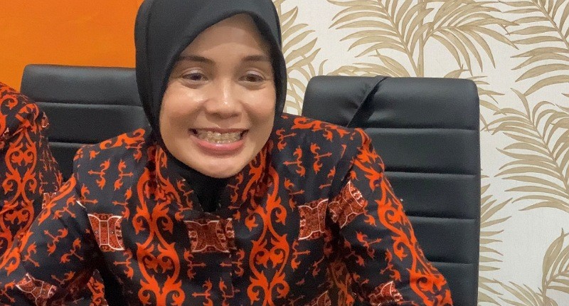 Kunjungan ke Aceh, Siti Atikoh Cicipi Ayam Pramugari, seperti Apa Rasanya?