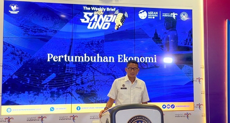 Covid-19 di Singapura Meningkat, Sandiaga Uno Imbau Wisatawan Waspada di Momen Libur Natal