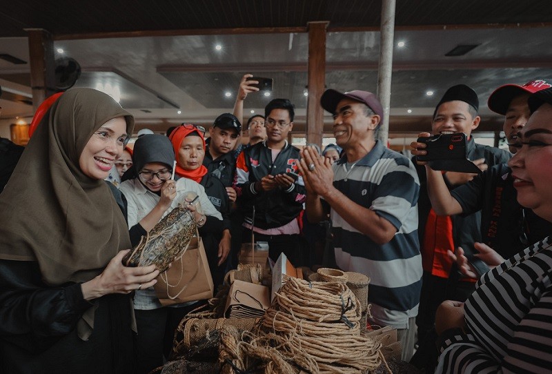 Siti Atikoh Ganjar Apresiasi Inovasi Produk UMKM Bandung Barat, Dorong Tembus Pasar Ekspor 