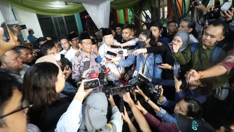 Dialog Kebangsaan Bareng Santri, Mahfud MD: Warga Pesantren Harus Ikut Urus Negara