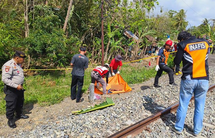 Ngeri, Nenek di Kulonprogo Tewas Tertabrak Kereta hingga Tubuhnya Hancur
