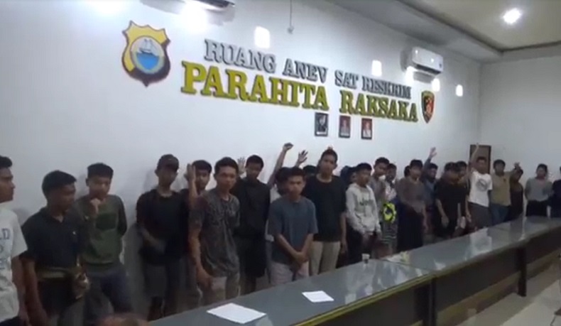 Viral Tawuran 2 Kelompok Pemuda di Pinrang, 20 Orang Diamankan ke Kantor Polisi