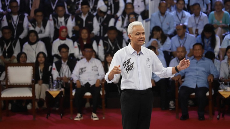 Saat Ganjar Tanya Komentar Prabowo terkait Putusan MK di Debat Capres