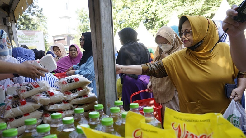 Pemkot Bandung Gencar Gelar Pasar Murah, Upaya Tekan Harga Jelang Nataru