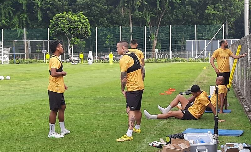 Debut Radja Nainggolan di Bhayangkara FC Masih Buram, Kenapa?