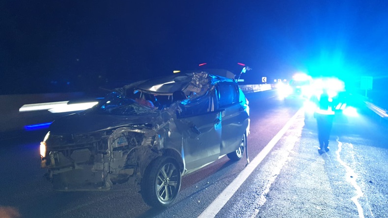 Kecelakaan di Tol Cipularang, Xpander Tabrak Belakang Tronton, Warga Sulbar Luka-luka
