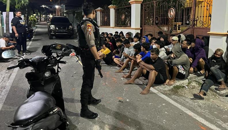  Bentrok 2 Kelompok Perguruan Silat Pecah di Solo, Puluhan Remaja Bersajam Ditangkap