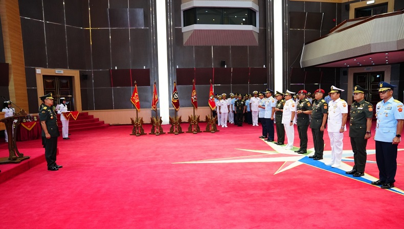 Sertijab 5 Jabatan Strategis TNI, Pangkogabwilhan II hingga Dankoopsus Resmi Berganti