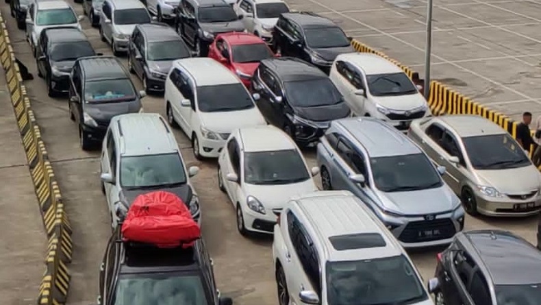 Kemenhub Terapkan Batas Radius Beli Tiket Kapal Ferry, Cegah Antrean Panjang Masuk Pelabuhan