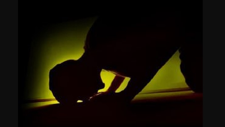 Kasus Dihentikan, Muhyani Tersangka Tewaskan Maling Kambing  Sujud Syukur Kembali ke Rumah