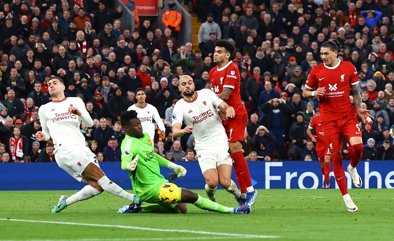 Man United Tahan Liverpool di Anfield, Andre Onana Tampil Heroik