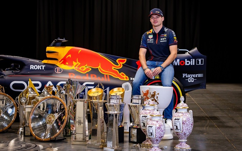 Max Verstappen Disebut Tak Sekejam Michael Schumacher di Lintasan Balap
