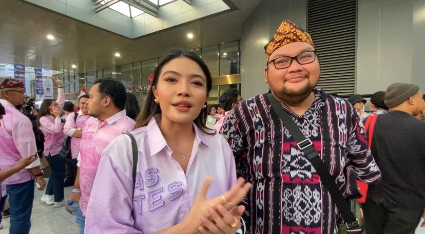 Simpatisan Ganjar-Mahfud Pakai Kaos Ungu dan Pink, Bentuk Dukungan untuk Perempuan di Hari Ibu