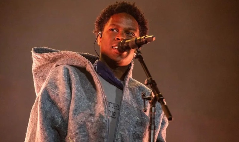 Lirik Lagu Valentina Daniel Caesar dan Terjemahan, Perasaan Cinta Mendalam dengan Kekasih Orang