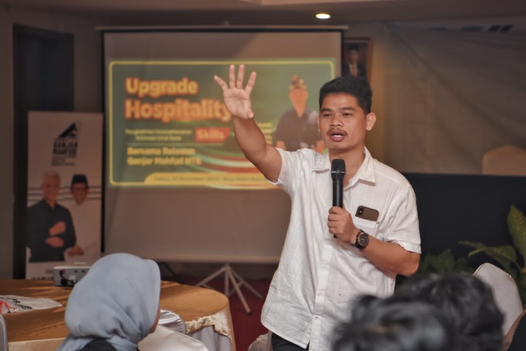 Relawan Ganjar-Mahfud Gelar Pelatihan Hospitality di Lombok Bantu Siapkan SDM Pariwisata