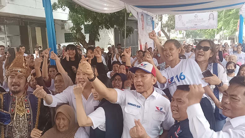 Bazar Murah di Johar Baru, Caleg Perindo Herwanto Sebut 1.000 Lebih Minyak Goreng Disediakan