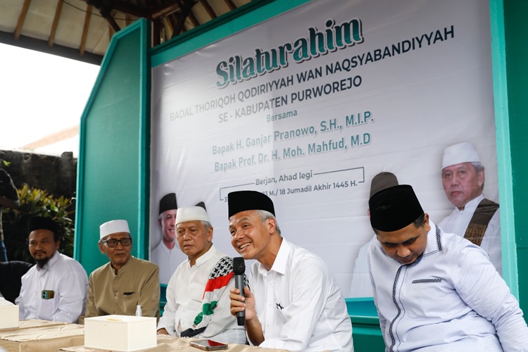 Ganjar Pranowo Siapkan Anggaran Rp4 Triliun untuk Insentif Guru Agama