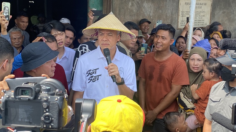 Ganjar Bertemu Petani di Demak, Dengar Keluhan hingga Ungkap Rencana Putihkan Utang