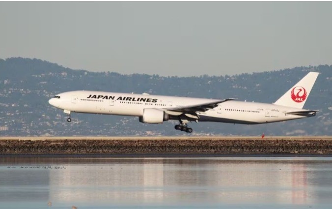 Pesawat Japan Airlines Terbakar, KBRI Tokyo Cari Info soal Penumpang WNI