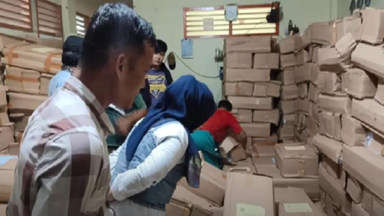 Temuan Logistik Pemilu untuk Pulau Nias di Rumah Warga, KPU Sumut: Itu Gudang Miliki Ekspedisi