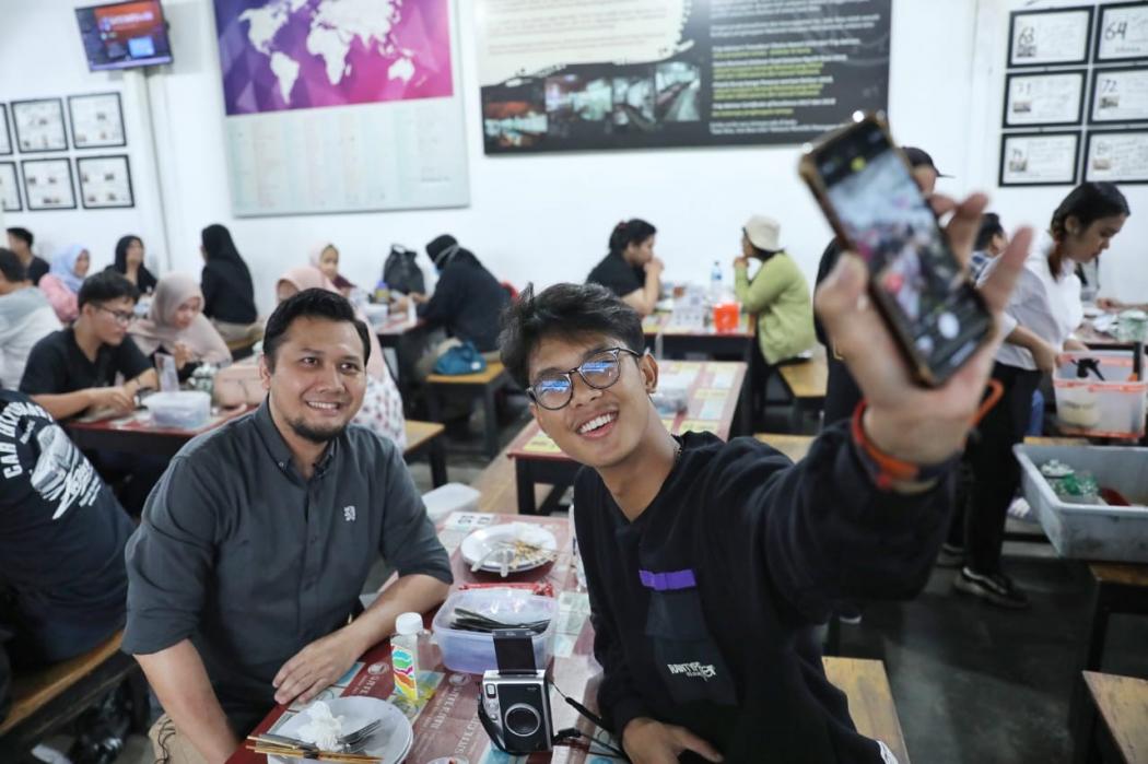Alam Ganjar & Putra Sulung Mahfud MD Bertemu di Yogya, Berbagi Pentingnya Gaya Hidup Aktif